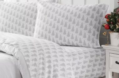 Twin Size 3pc Holiday Sheet Sets Only $6.99 (Reg. $30)!